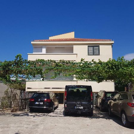 Apartment Lavanda Stari Grad Kültér fotó