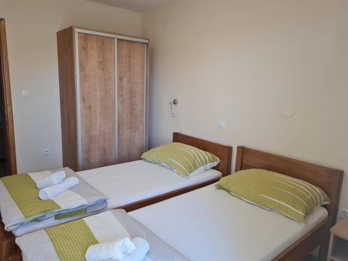 Apartment Lavanda Stari Grad Kültér fotó