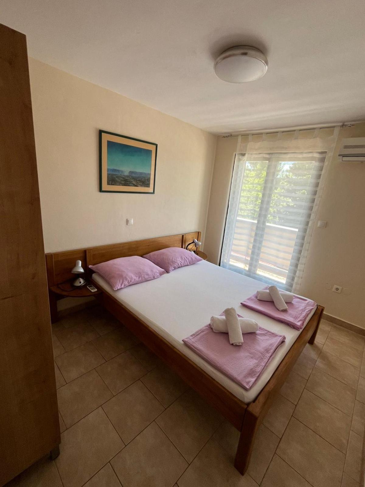 Apartment Lavanda Stari Grad Kültér fotó