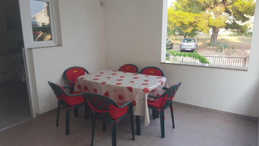 Apartment Lavanda Stari Grad Kültér fotó